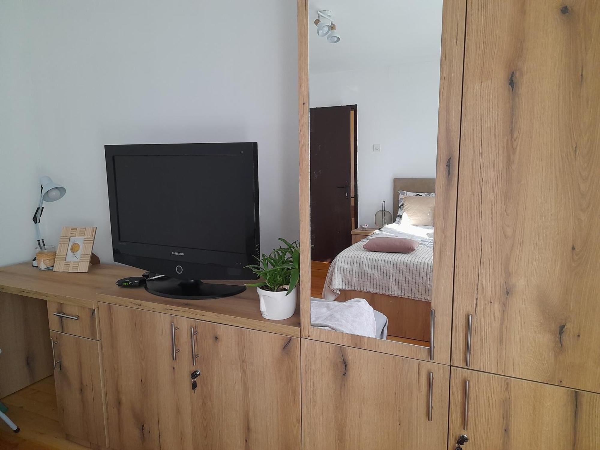 Sobe Lavanda Kladovo Rum bild