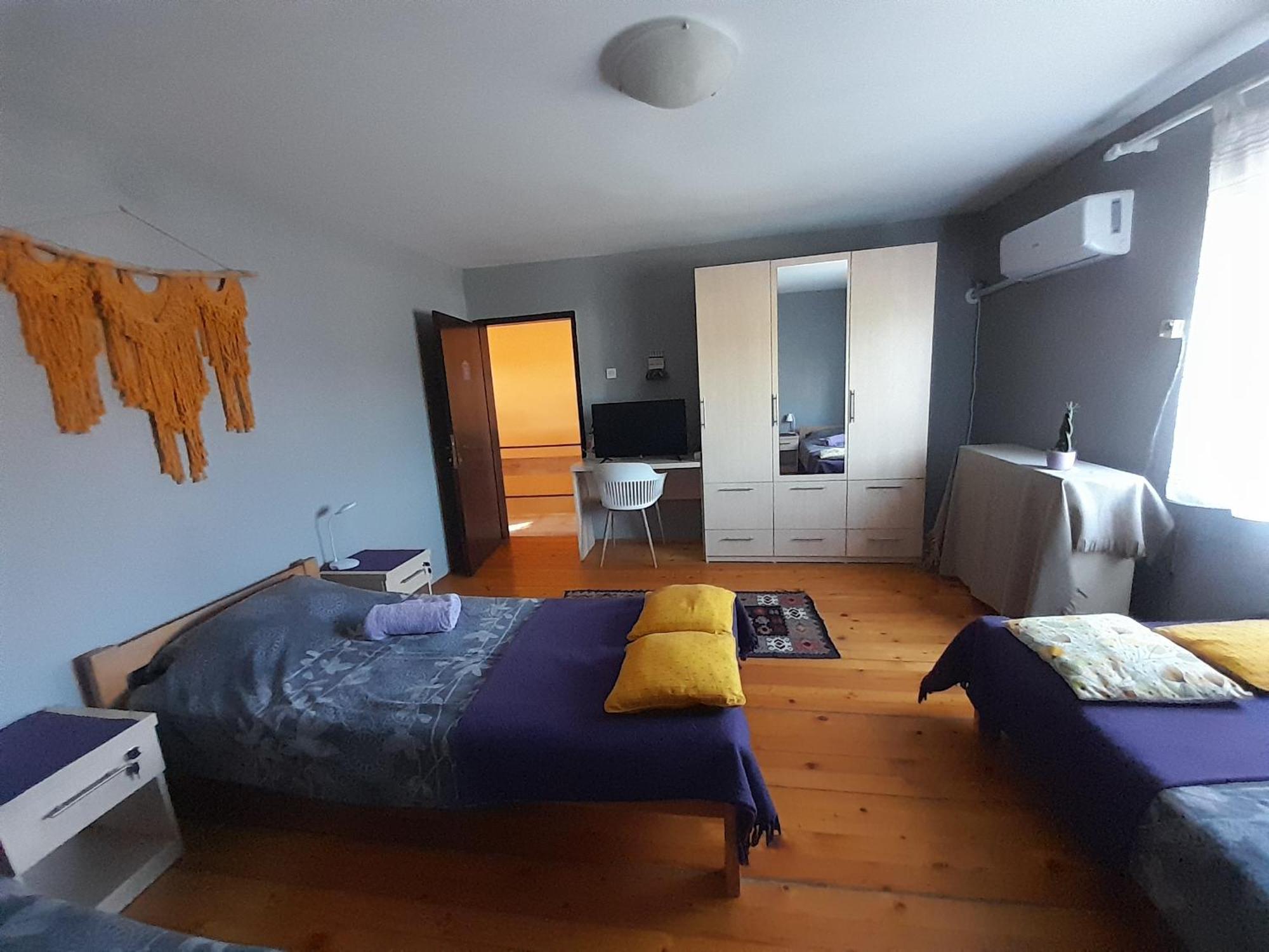 Sobe Lavanda Kladovo Rum bild